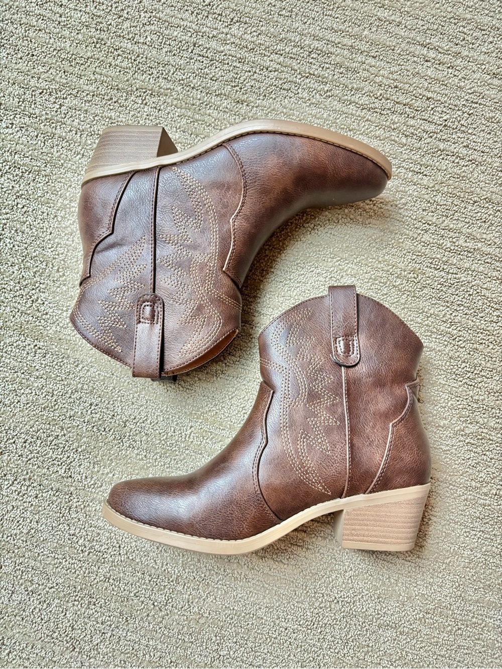 soda — gesso women’s cowboy western stitched ankle boots